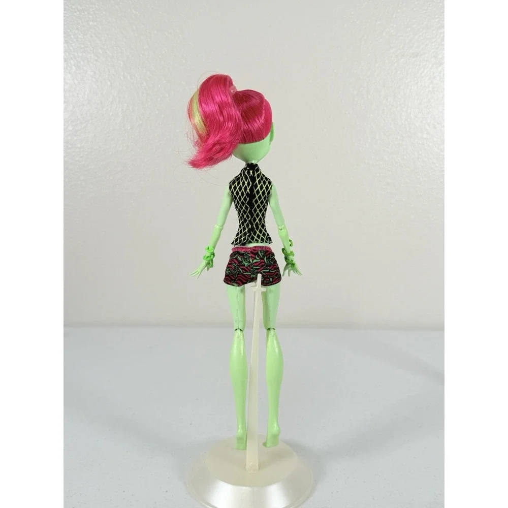 Monster High Fangtastic Fitness Venus McFlytrap Doll Rare No Stretchband Or Shoe